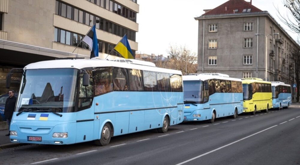 Естонія передала 4 автобуси для Харківщини та Житомирщини